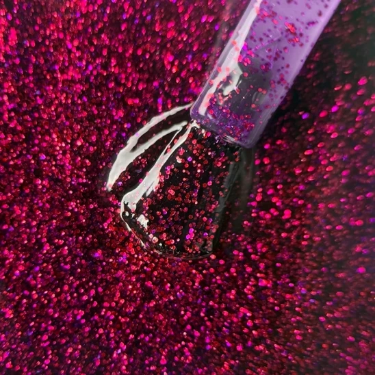 elarto-lakier-hybrydowy-lacogel-violetines-nr-651 closeup.webp