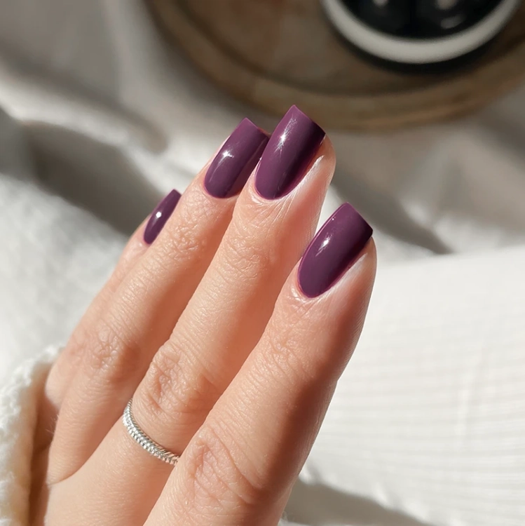 lakier hybrydowy fioletowy