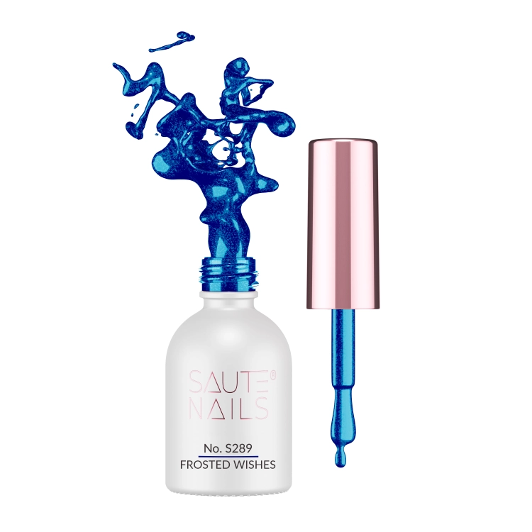 niebieski lakier brokatowy saute nails