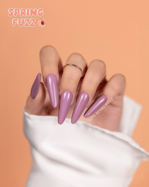 beżowy lakier saute nails