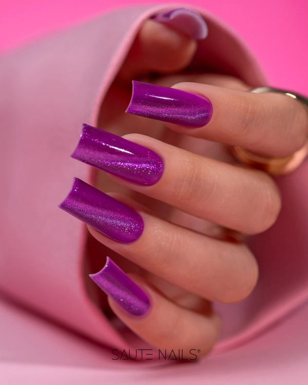 Lakier hybrydowy E08 Cat Effect Saute Nails – stylizacja