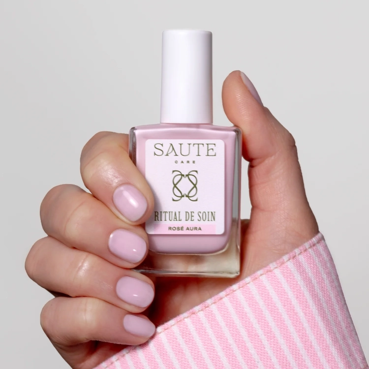 Ritual de Soin Rosé Aura Saute Care – stylizacja