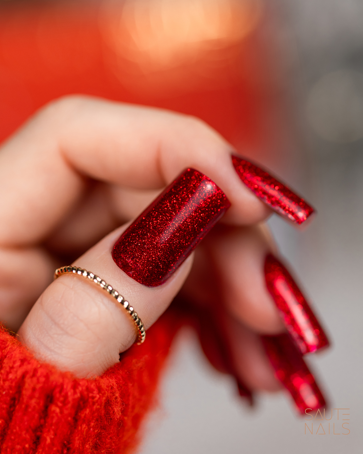 czerwony brokat saute nails