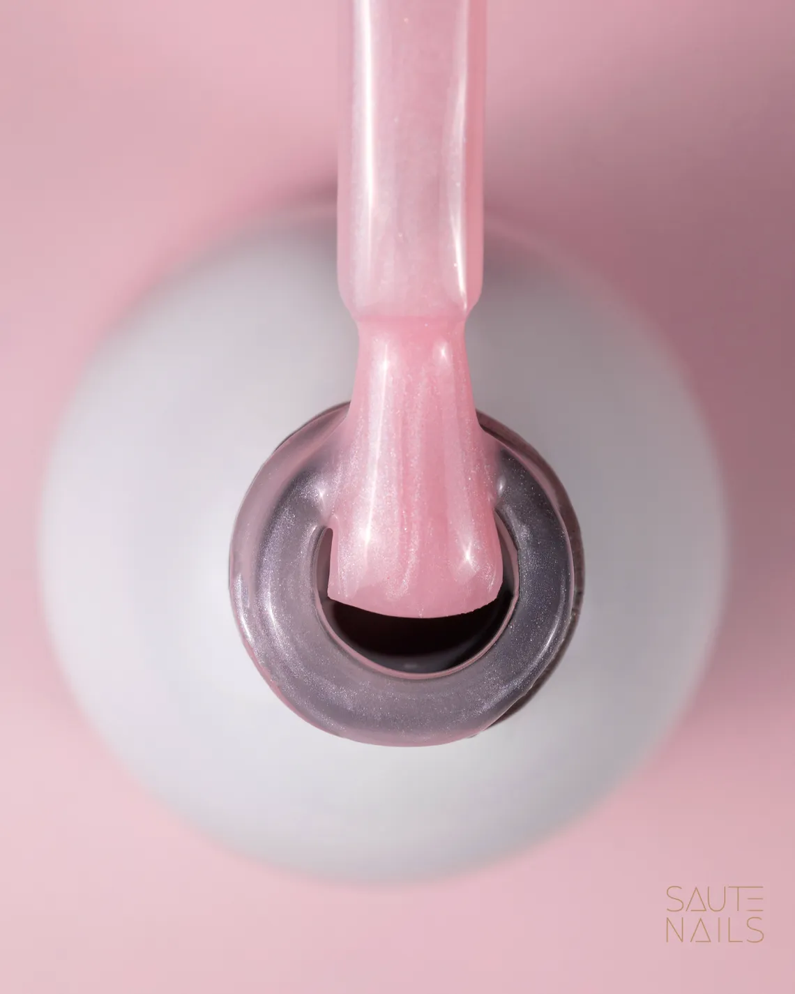express_base_pearl_peony_rozowa_brokatowa_perlowa_baza_hybrydowa_saute_nails_3.webp.webp